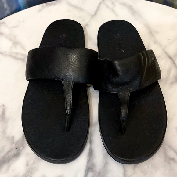 Marsèll Spanciata Leather Thong Sandals Pebbled Black Size 38 GUC - Picture 5 of 10
